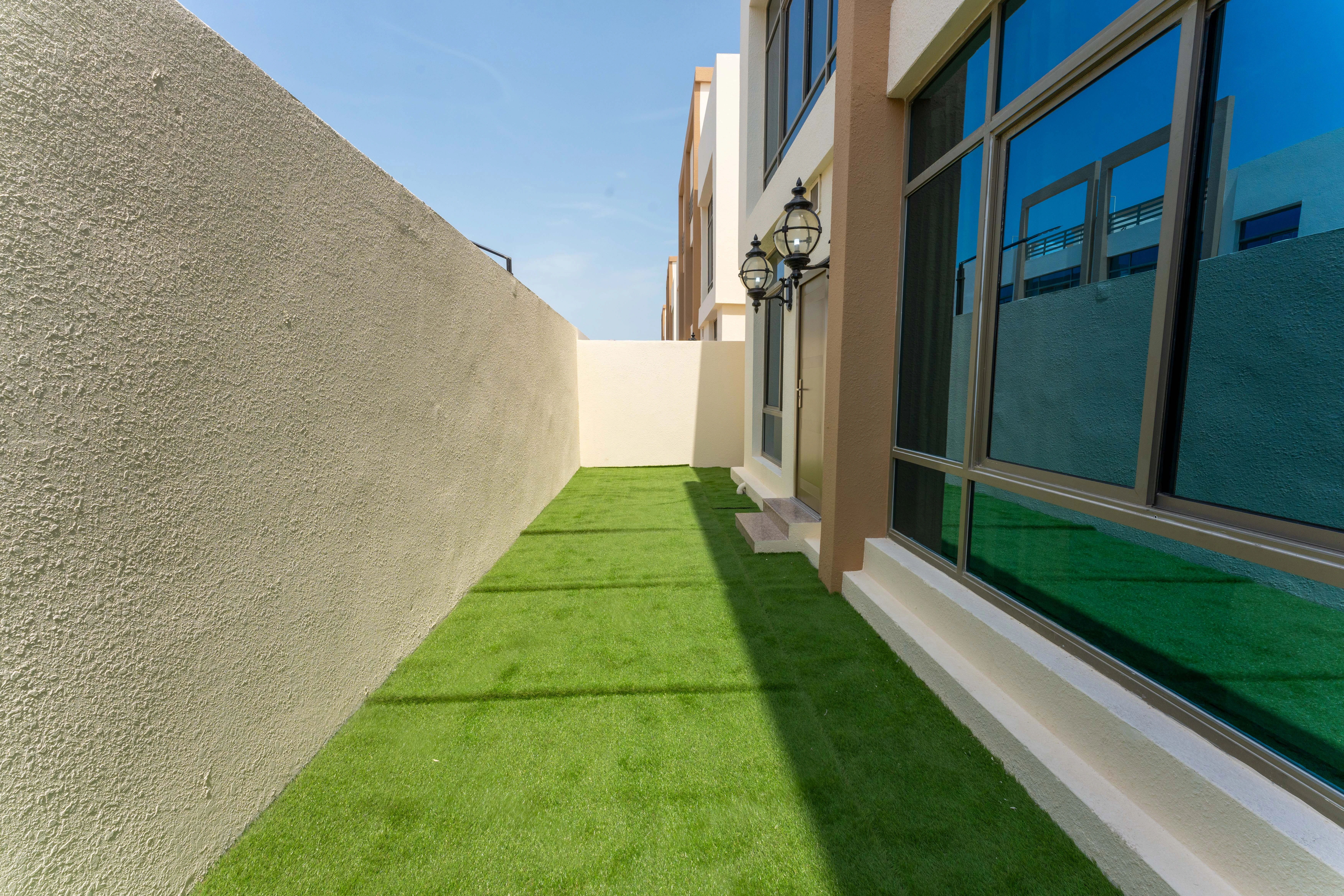 MODERN 6BR COMPOUND VILLA WITH TITLE DEED READY - Photo 16