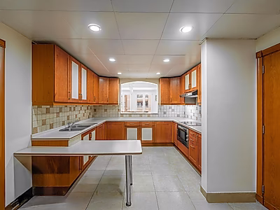 Hot Deal | Biggest 3BR+Maid Layout in Porto Arabia | Best Price in the Market