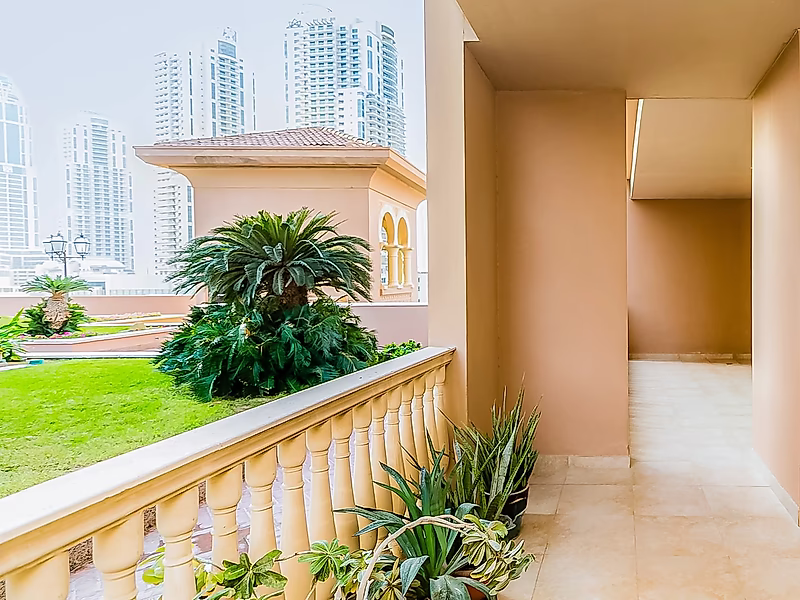 Hot Deal | Lowest Price 2BR+Maid in Porto Arabia with Spacious Living - Photo 1