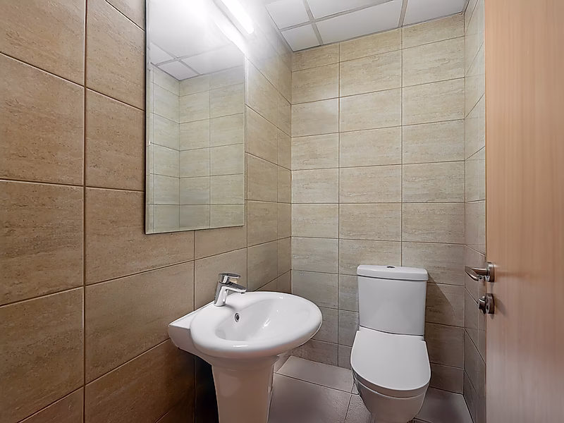 Unique 1-Bedroom Apartment with 2 Balconies | Fully Furnished & Renovated - Photo 8