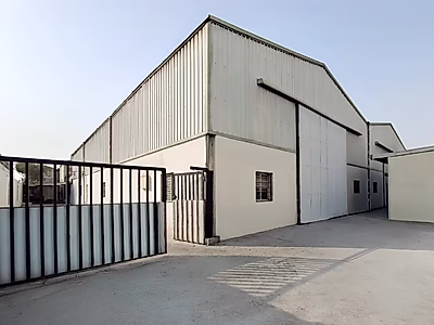 Warehouse for Rent – 600 sqm with Offices in Old Industrial Area