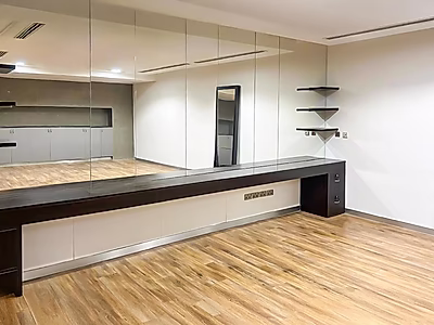 SALON VILLA IN DUHAIL | COMMERCIAL VILLA IN PRIME LOCATION | TITTLE DEED