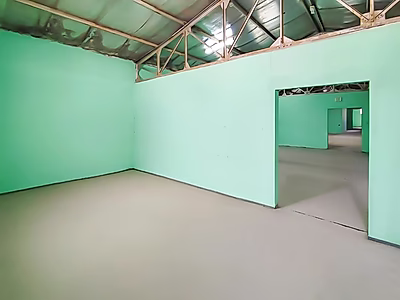 Warehouse + Mezzanine For Rent in Old Industrial Area - 3,000 m2