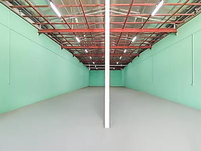 Warehouse + Mezzanine For Rent in Old Industrial Area - 3,000 m2