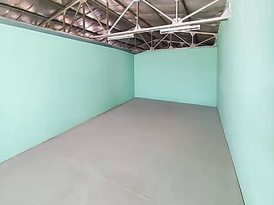 Warehouse + Mezzanine For Rent in Old Industrial Area - 3,000 m2