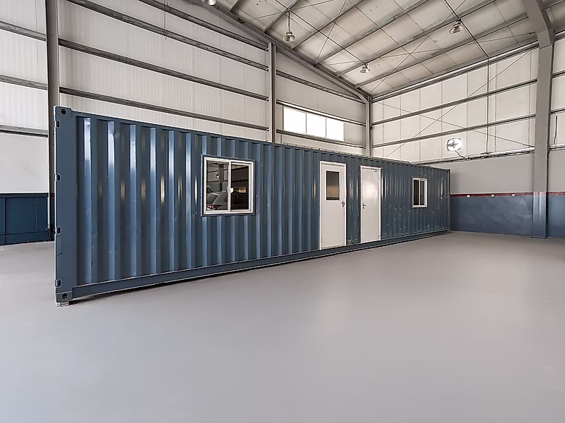 4,000 sqm Heavy Vehicle Garage for Rent in Birkat Al Awamer - Photo 8