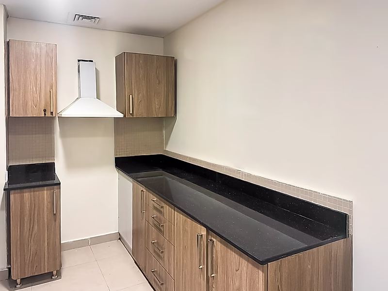 Rare Deal! Big Layout | Rented | 2BR+Maid - Photo 4