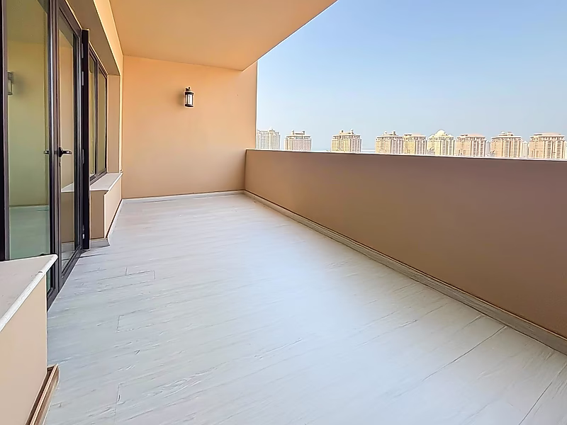 STUNNING MAINTAINED 2-BEDROOM APARTMENT | PORTO - Photo 12