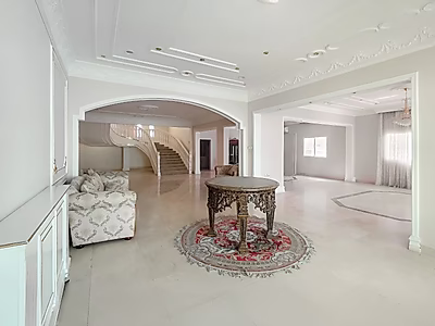 Villa for Sale | Prime Location – Matar Qadeem