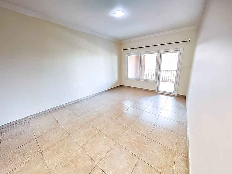 2 BEDROOM WITH BALCONY VIEW | FULLY FURNISHED | PORTO ARABIA - Photo 6