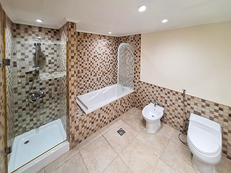 2 BEDROOM WITH BALCONY VIEW | FULLY FURNISHED | PORTO ARABIA - Photo 7