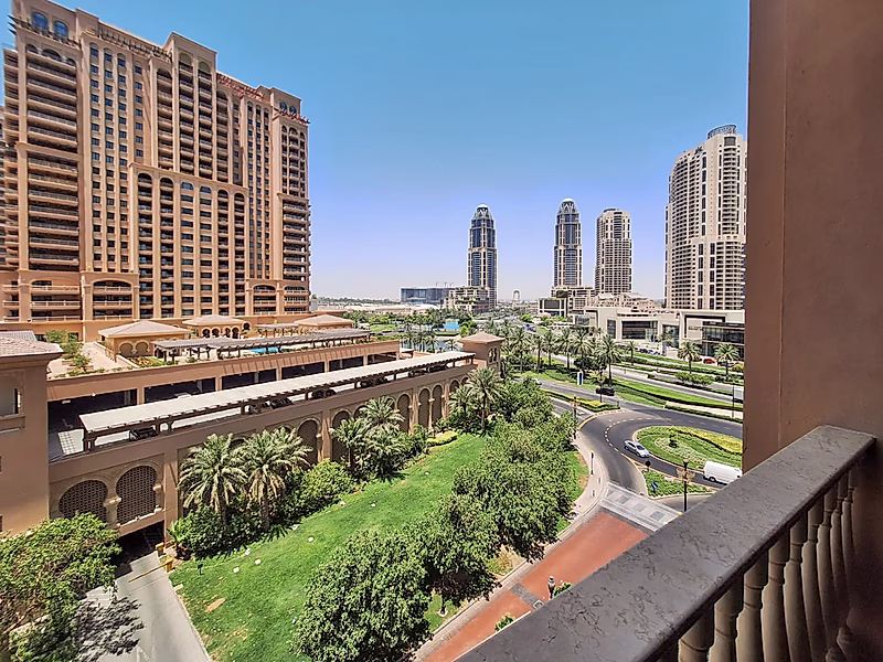 2 BEDROOM WITH BALCONY VIEW | FULLY FURNISHED | PORTO ARABIA - Photo 8