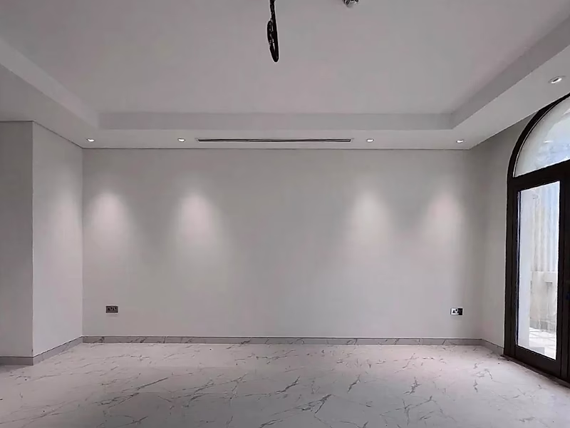 Ultra-Luxury 5BR+Maid Standalone Villa in The Pearl - Photo 5