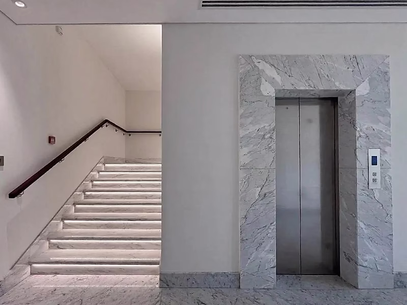 Ultra-Luxury 5BR+Maid Standalone Villa in The Pearl - Photo 6