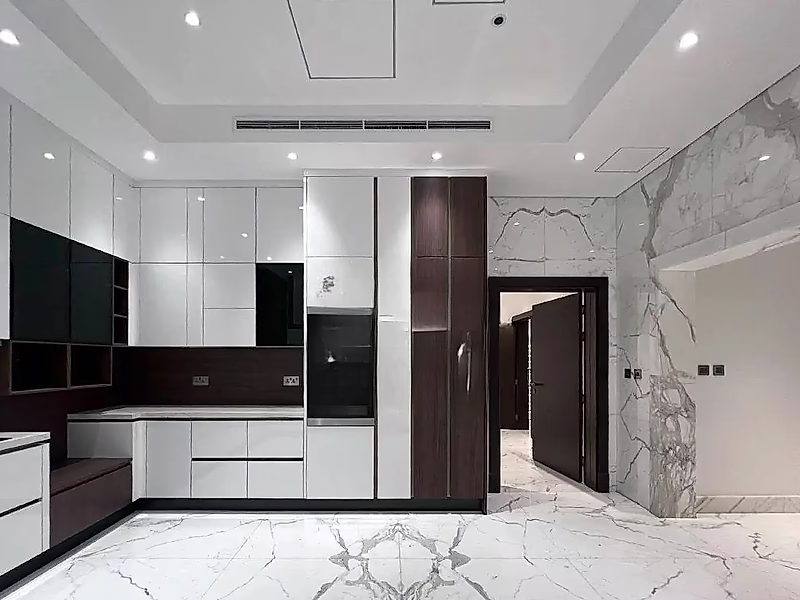 Ultra-Luxury 5BR+Maid Standalone Villa in The Pearl - Photo 7