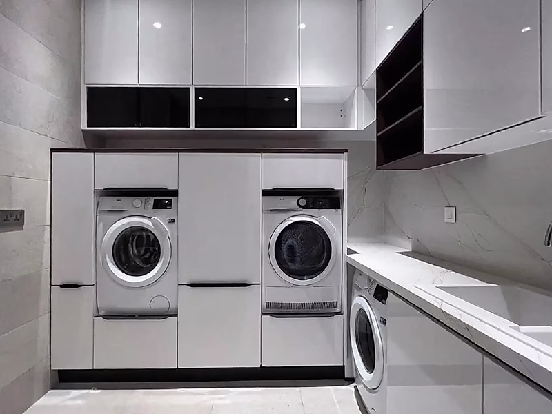 Ultra-Luxury 5BR+Maid Standalone Villa in The Pearl - Photo 14