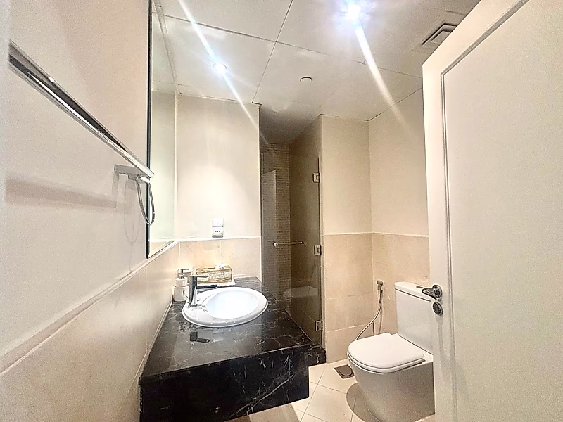 FULLY REFINED 3 BEDROOM | MARINA & SEA VIEW | PORTO - Photo 10