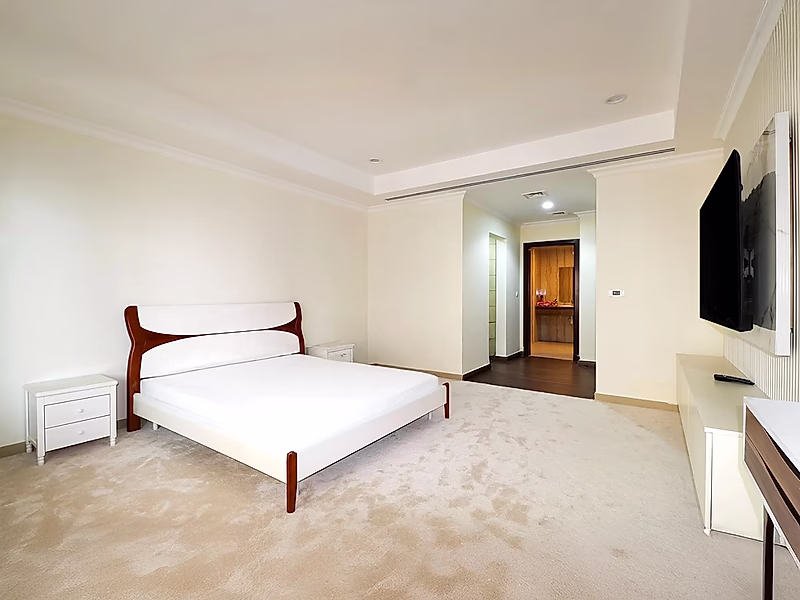 REFURBISHED TWO BEDROOM INVESTMENT PORTO ARABIA - Photo 8
