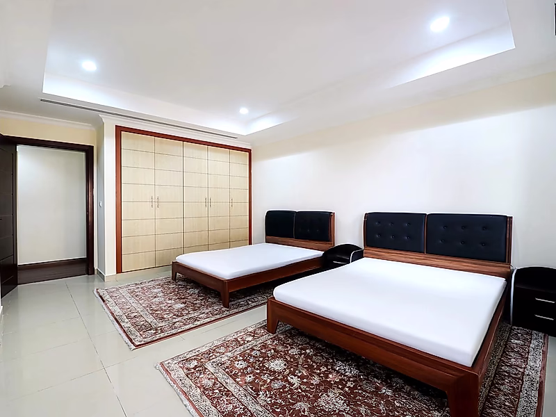 REFURBISHED TWO BEDROOM INVESTMENT PORTO ARABIA - Photo 11