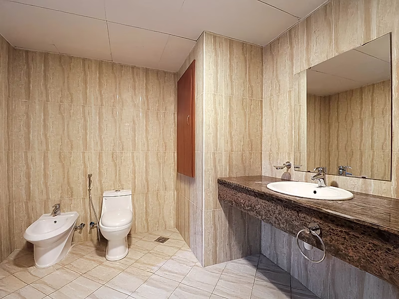 REFURBISHED TWO BEDROOM INVESTMENT PORTO ARABIA - Photo 12