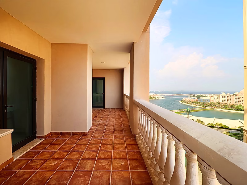 REFURBISHED TWO BEDROOM INVESTMENT PORTO ARABIA - Photo 14