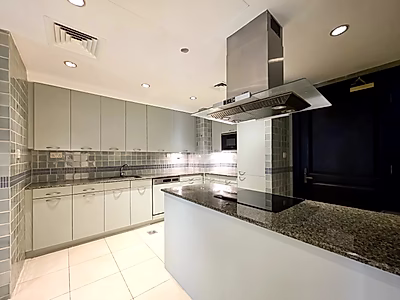 STUNNING 3BR+MAID MARINA VIEW FOR SALE