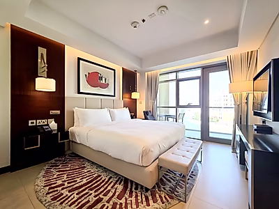 Elegant 2BR Duplex in The Pearl | Luxury Furnished | Beach Access