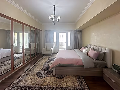 Luxurious 3-Bedroom + Maid's Room | Fully Renovated | Sea & Marina Views | One of The Pearl's Largest Layouts