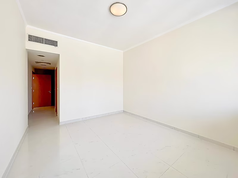 ELEVATED LIFESTYLE WITH 3 BEDROOM APARTMENT | THE PEARL - Photo 6