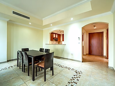LUXURY & SPACIOUS 1-BEDROOM APARTMENT WITH BALCONY | PORTO