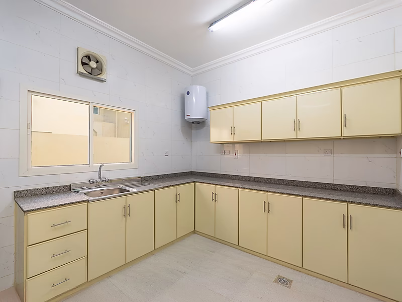Premium Compound for Rent – 20 Unfurnished 6-Bedroom Villas with AC | Al Ruwais - Photo 10