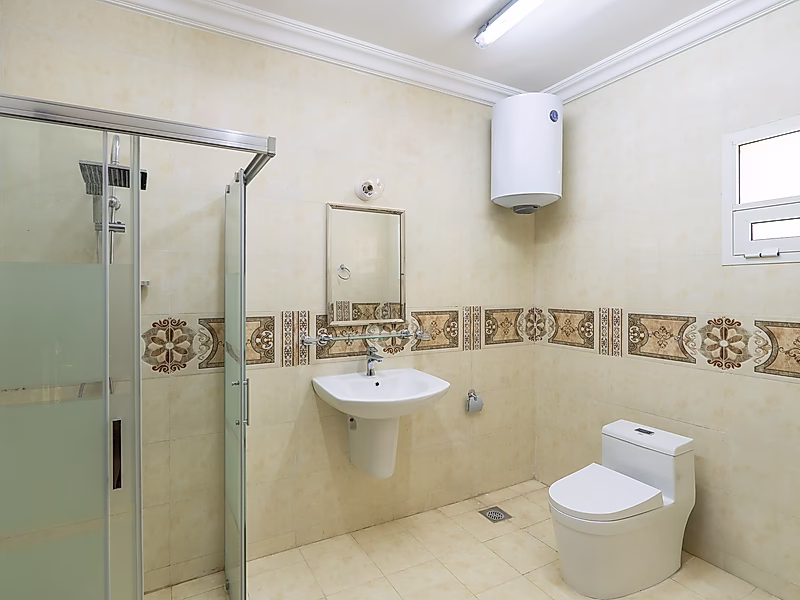 Premium Compound for Rent – 20 Unfurnished 6-Bedroom Villas with AC | Al Ruwais - Photo 12