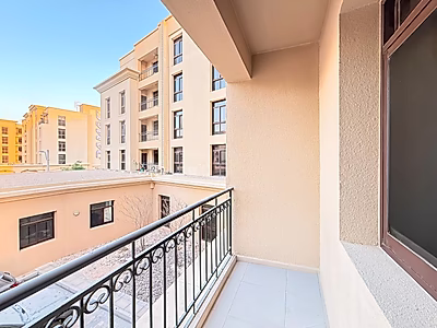 INVESTOR DEAL 1BR IN PRIME LUSAIL
