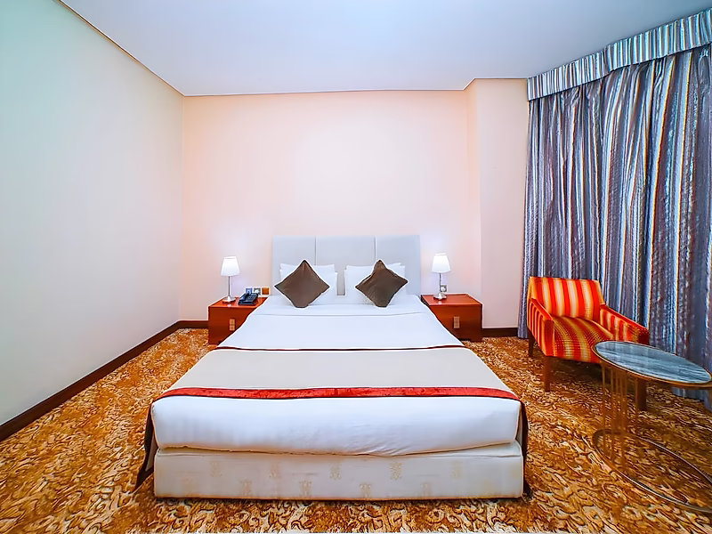 For Sale: Luxury 3-Star Hotel in a Prime Strategic Location – High Investment Returns - Photo 4