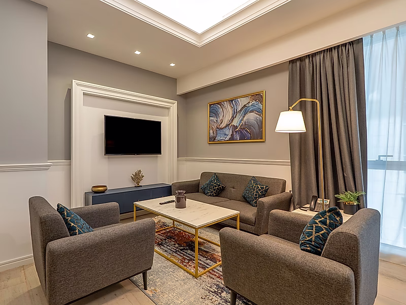 Luxury 1-Bedroom Apartment for Sale in Bin Al Sheikh, Doha - Photo 3