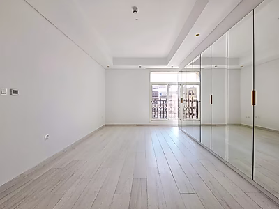 UNIQUE OPPORTUNITY! 2 UNITS MERGED | 4BR AND SPACIOUS LIVING AREA | LUSAIL