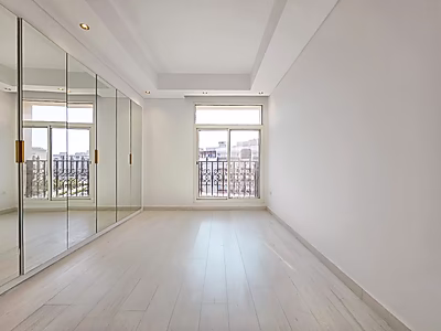 UNIQUE OPPORTUNITY! 2 UNITS MERGED | 4BR AND SPACIOUS LIVING AREA | LUSAIL