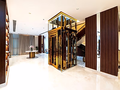 Ultra-Luxury Penthouse | 4BR+M | Title Deed | Lusail