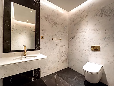 Ultra-Luxury Penthouse | 4BR+M | Title Deed | Lusail
