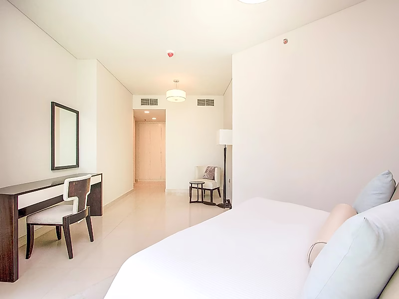 Luxury 3 Bedroom Fully Furnished Apartment | Prime Location in Lusail Marina - Photo 9