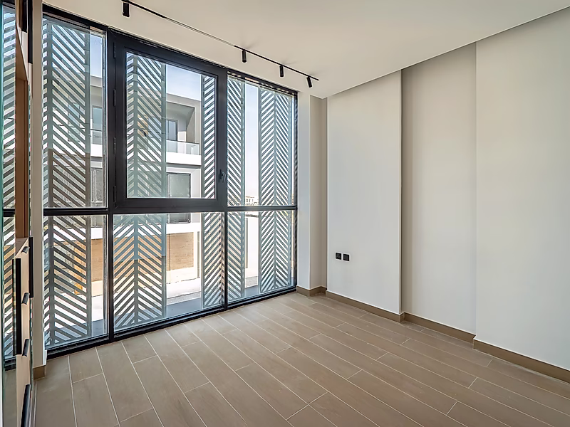 Resale : Handover Soon | Pay 60% upfront & Remaining Flexible Installments - Photo 11