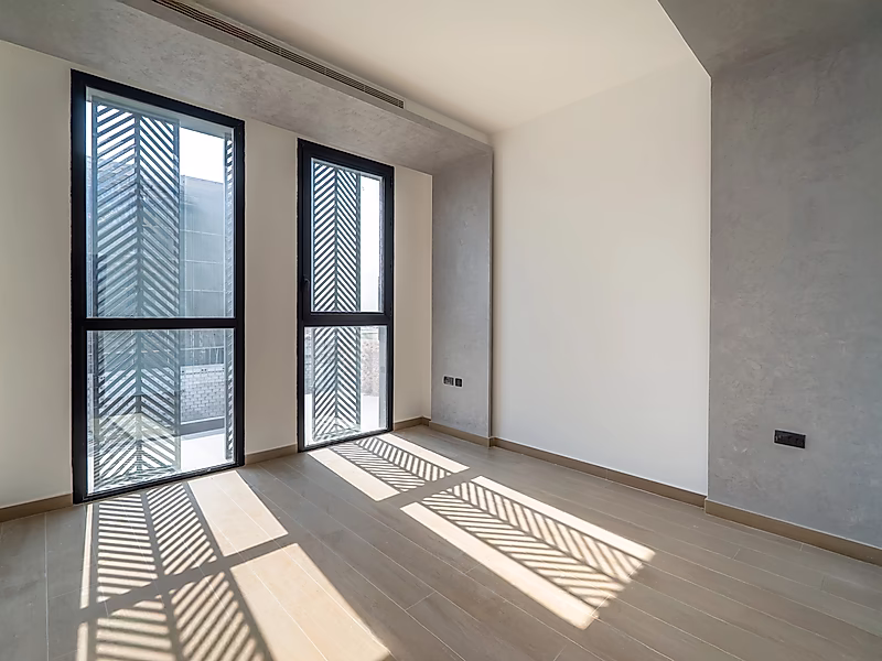 Resale : Handover Soon | Pay 60% upfront & Remaining Flexible Installments - Photo 13