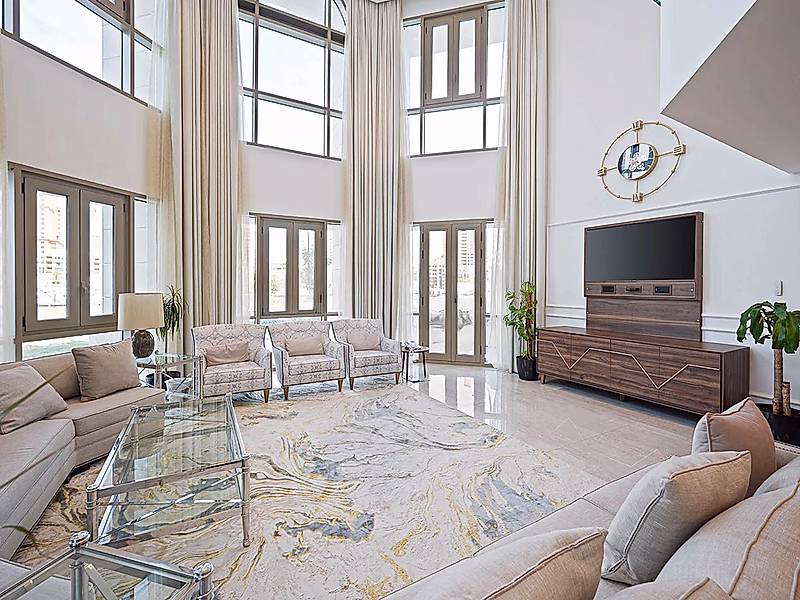Luxury 4-Bedroom Duplex Townhouse with Private Pool & Panoramic Sea Views at St. Regis Marsa Arabia – The Pearl - Photo 6