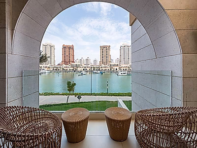Luxury 4-Bedroom Duplex Townhouse with Private Pool & Panoramic Sea Views at St. Regis Marsa Arabia – The Pearl