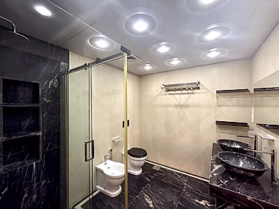 BILLS ON US! RENOVATED 2-BEDROOM APARTMENT