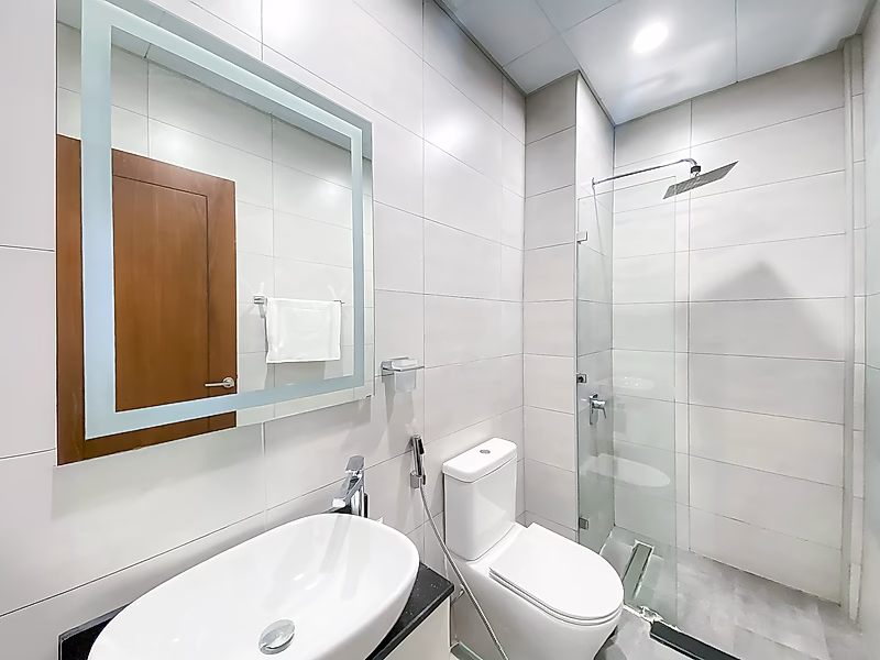TITLE DEED | 2 BEDROOM | FULLY FURNISHED | TENANTED - Photo 7