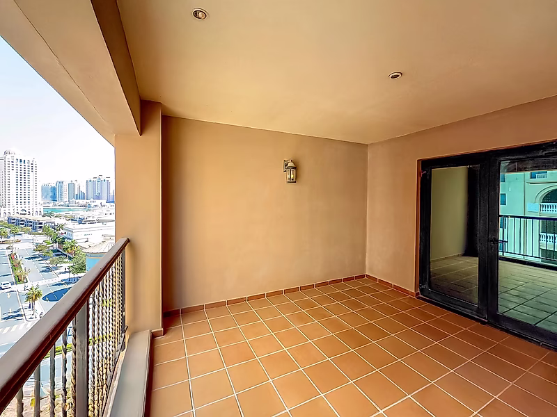 Stylish 1BR Apartment for Sale | Ideal Investment - Photo 6
