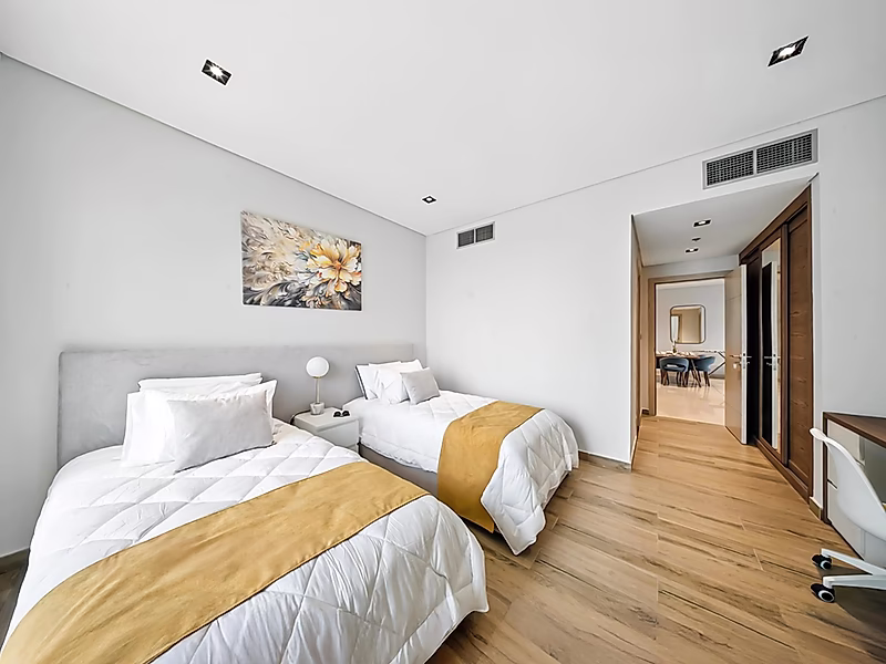 Elegant 2BR Apartment in Marina District – Marina District - Photo 2