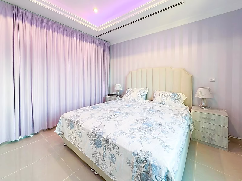 SOPHISTICATED LIVING SPACE | STUDIO CONVERTED INTO 1-BEDROOM | PORTO - Photo 3