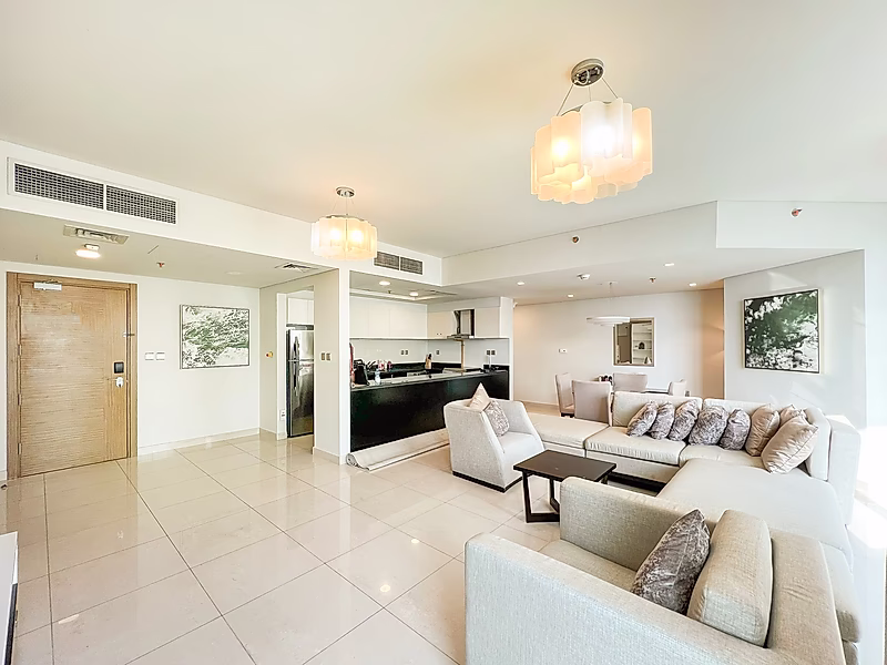 Hot Deal | Marina District | Stunning 2BR Apartment - Photo 2
